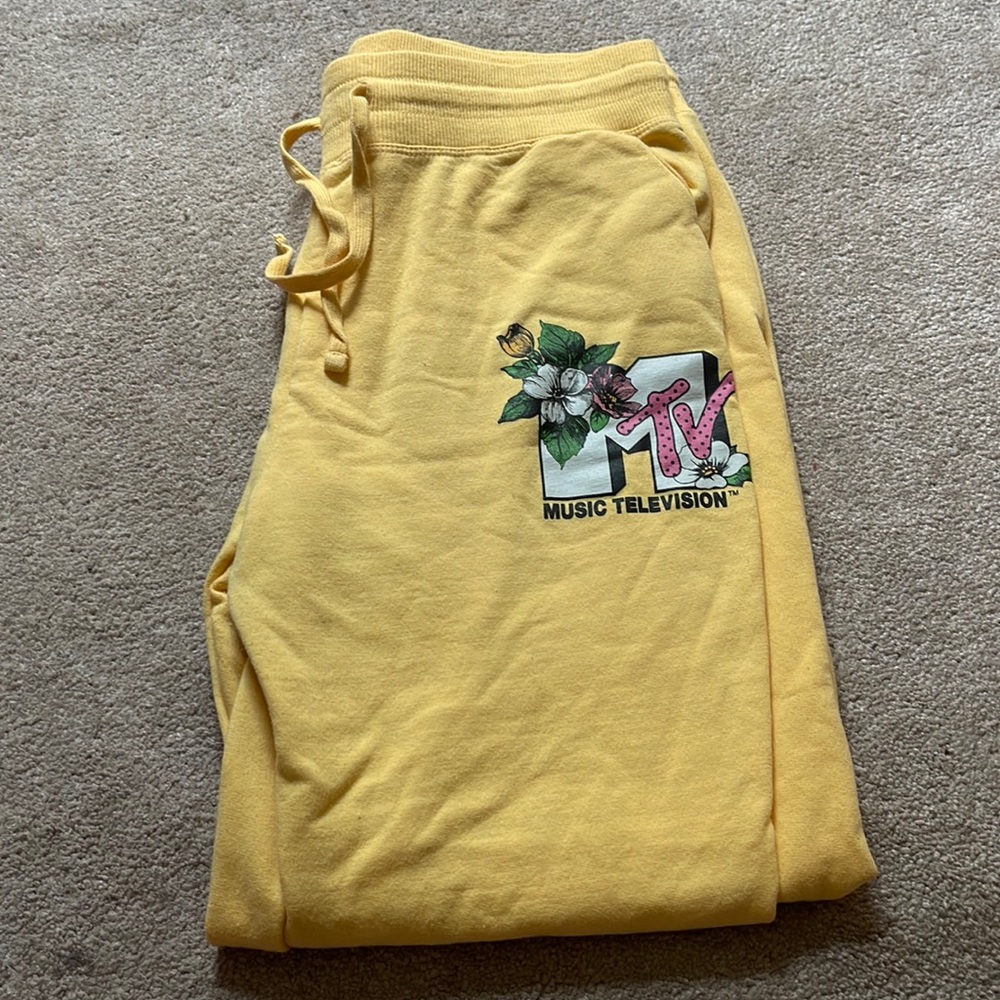 Yellow full length Mtv sweatpants